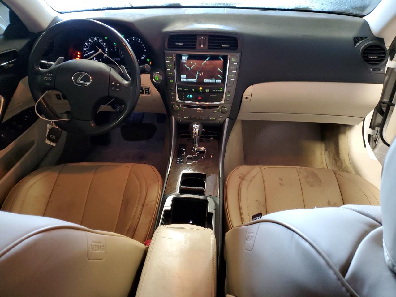 2010 Lexus IS - Image 8
