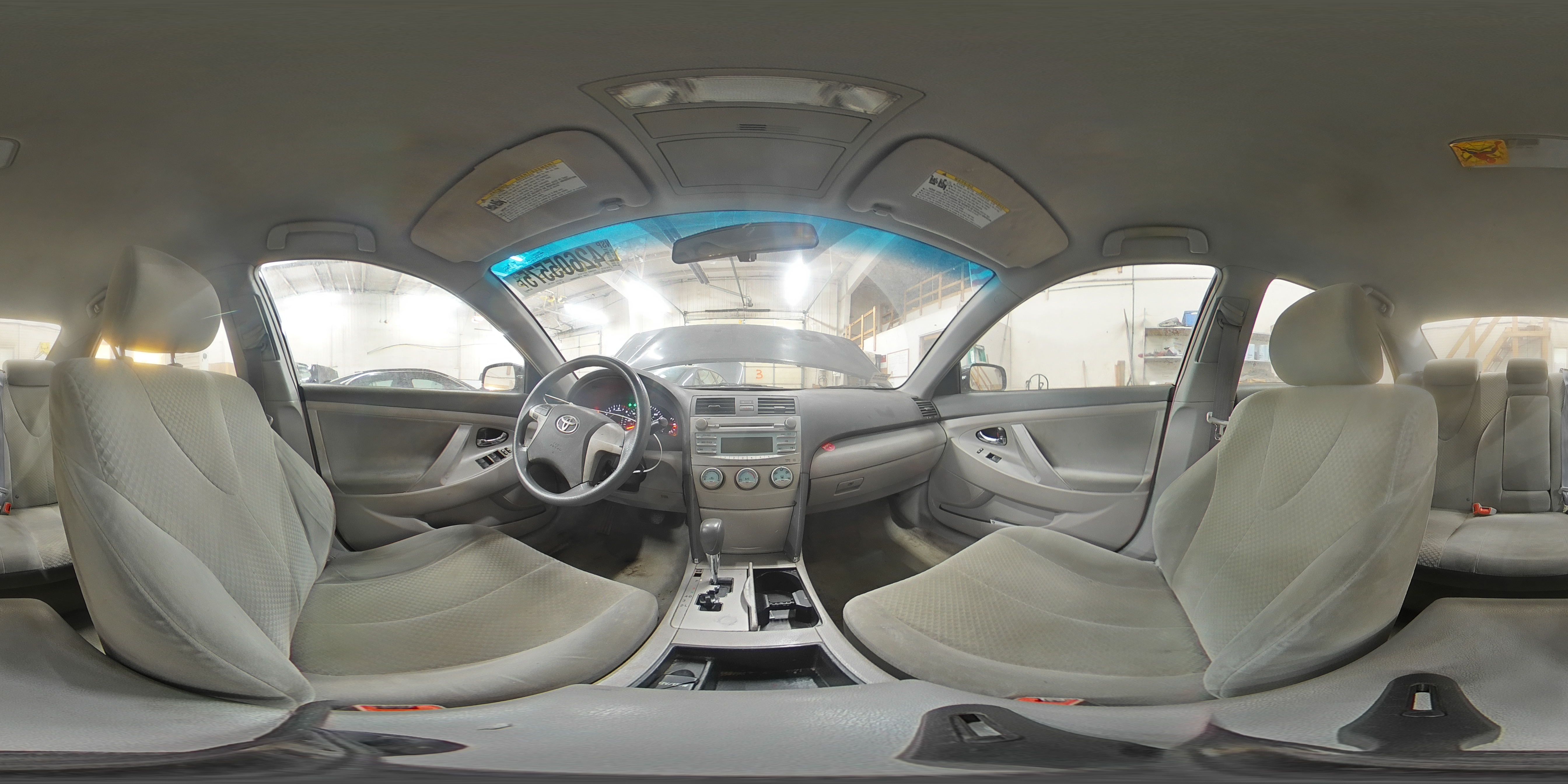 2009 Toyota Camry - Image 13