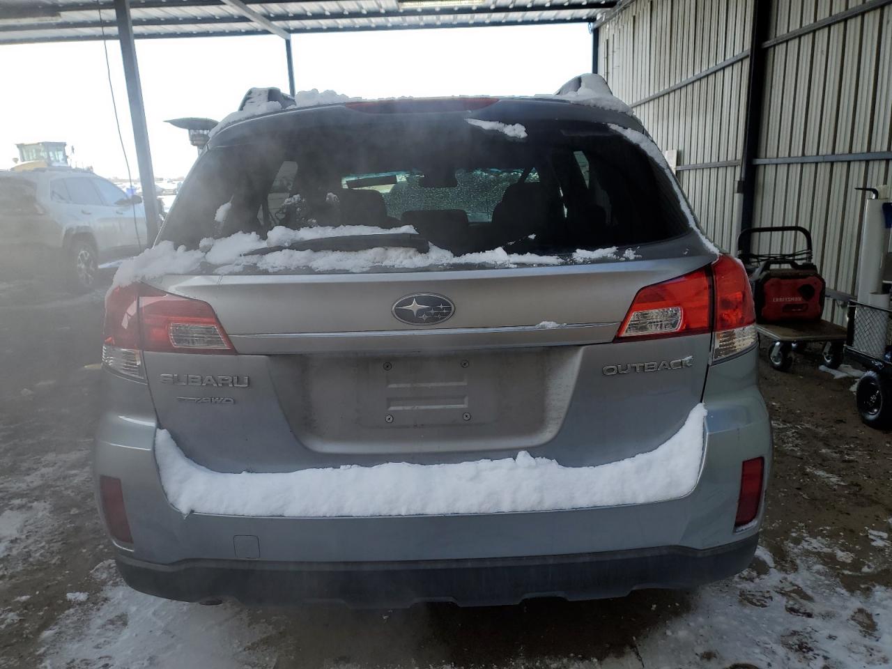 2011 Subaru Outback - Image 6