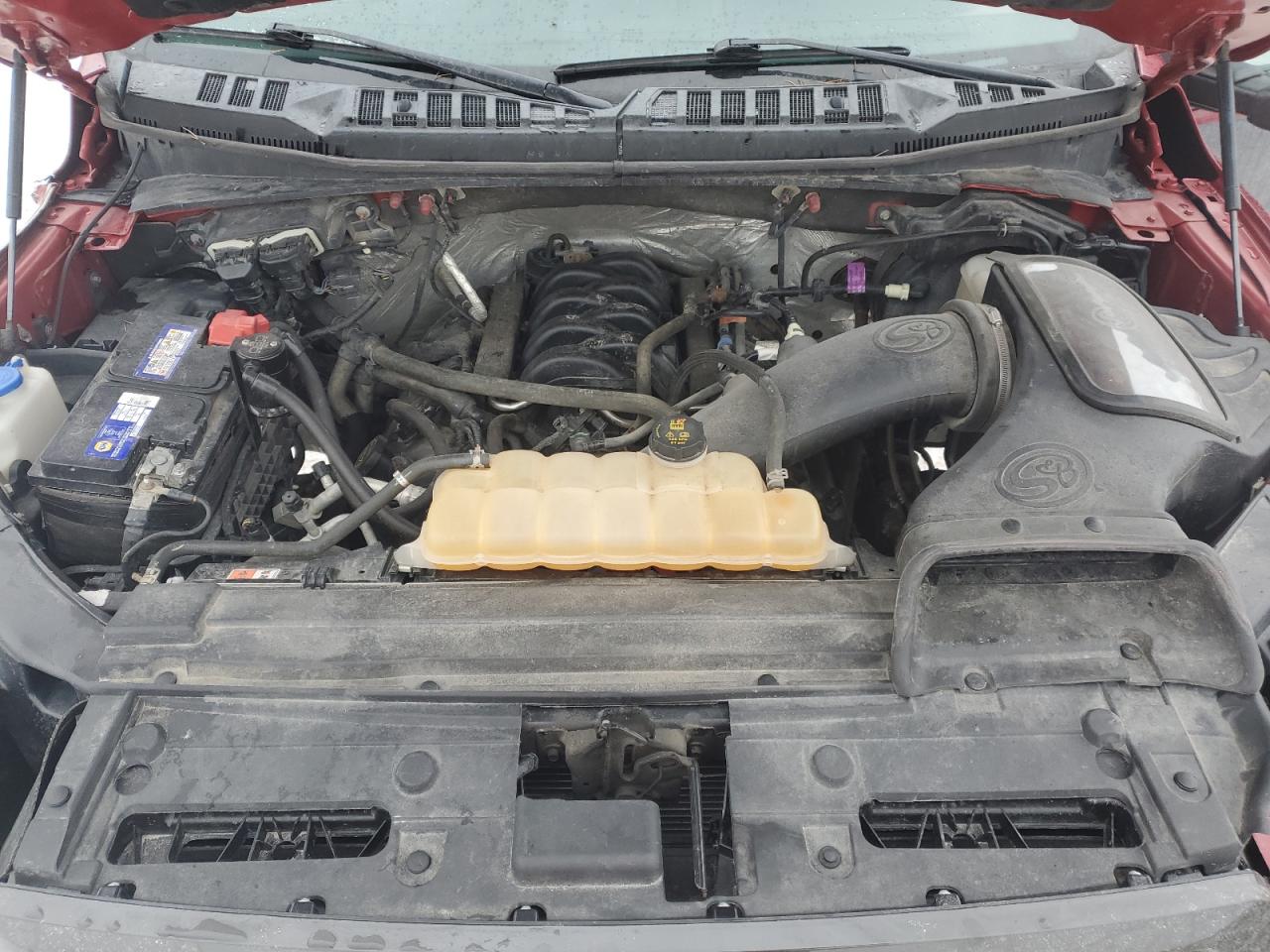 2016 Ford F-150 - Image 12