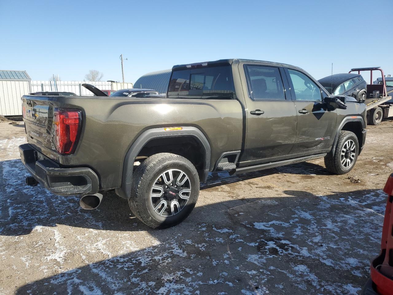 2022 GMC Sierra - Image 3
