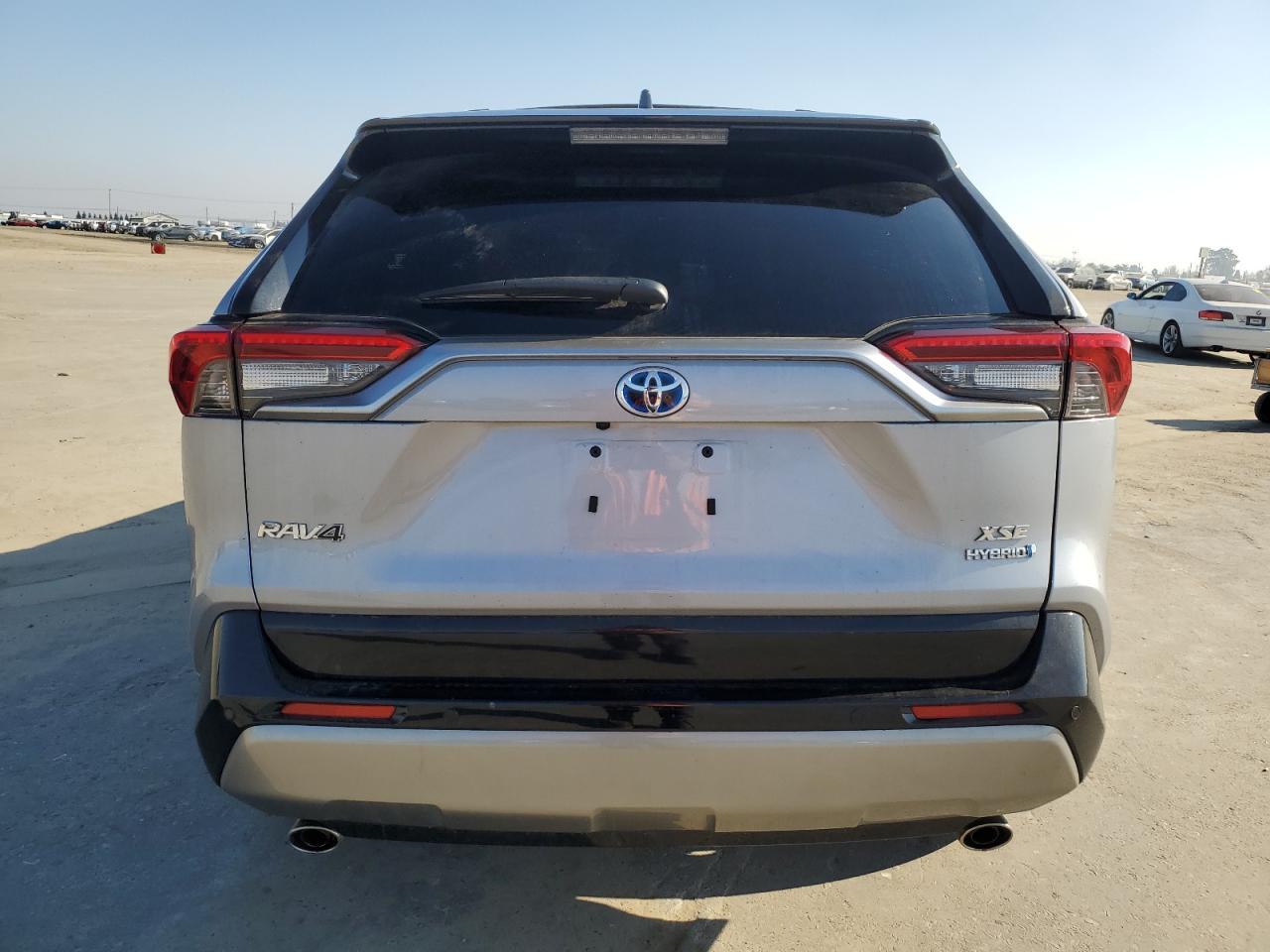 2024 Toyota RAV 4 - Image 6