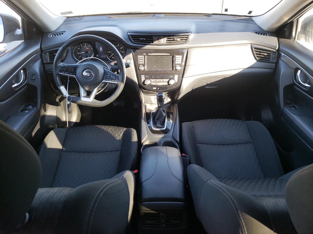 2020 Nissan Rogue - Image 8