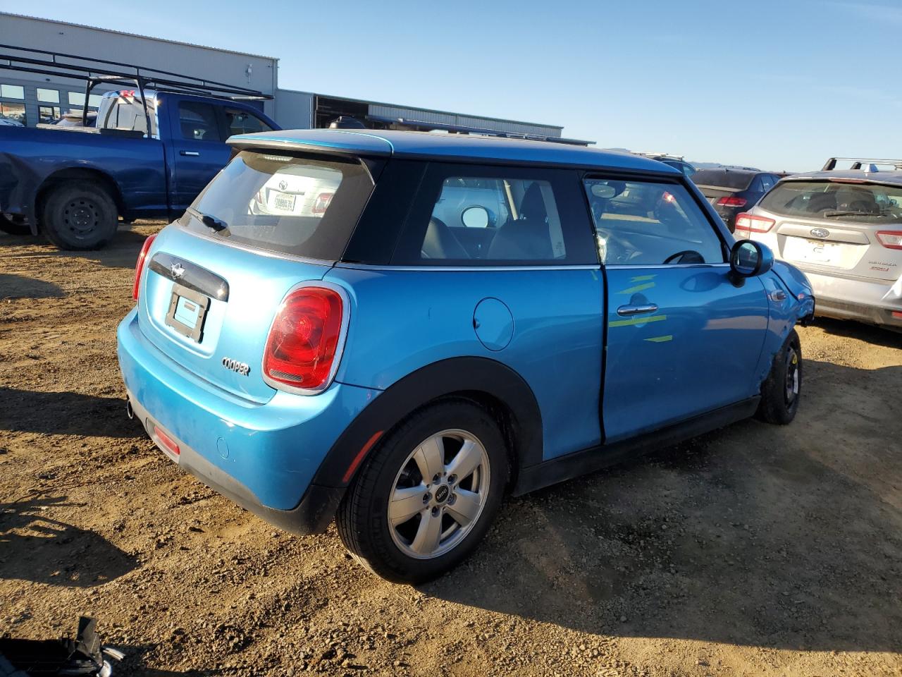 VIN WMWXP5C52H2D16434 2017 MINI COOPER no.3