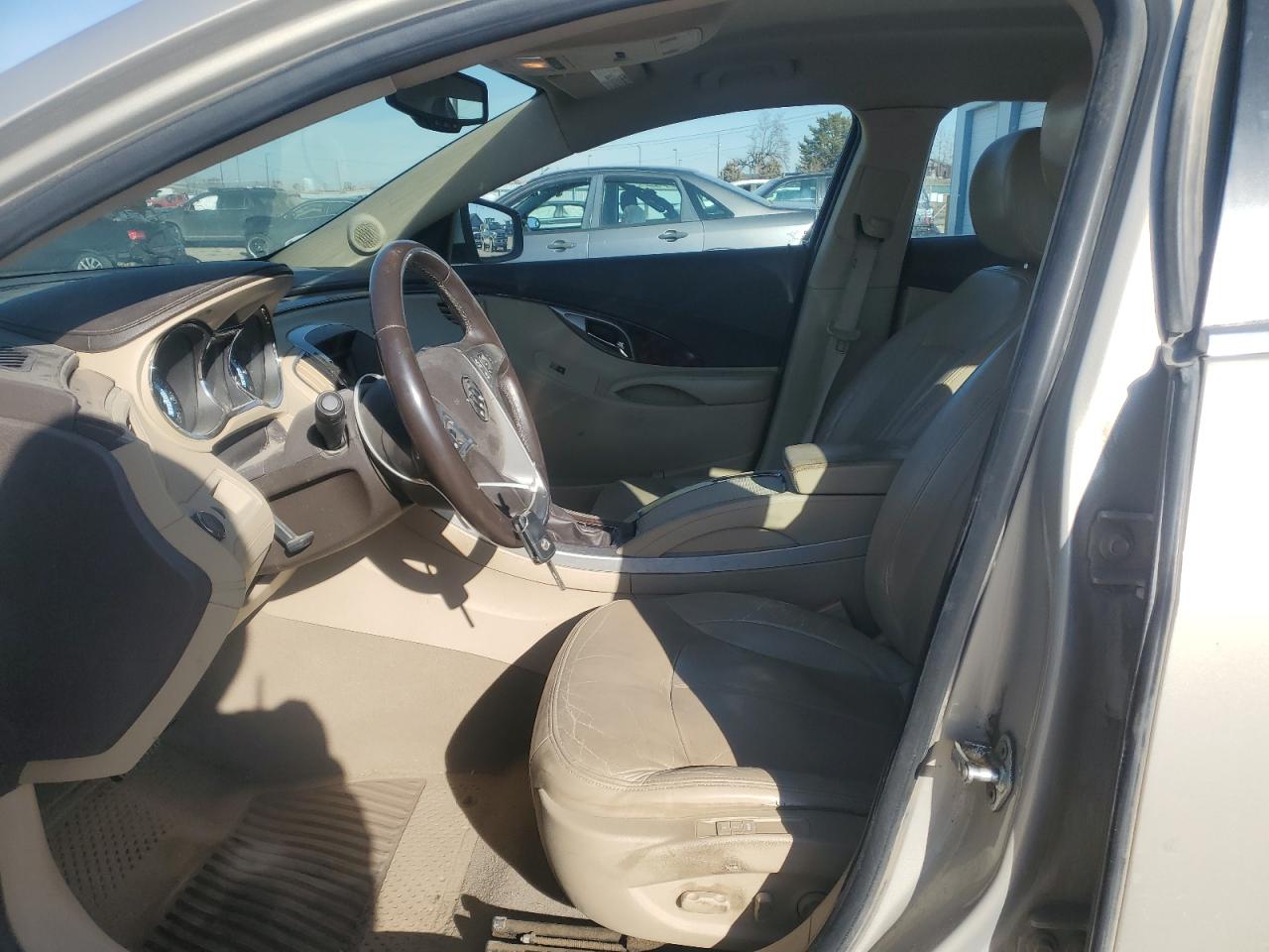 2010 Buick LaCrosse - Image 7