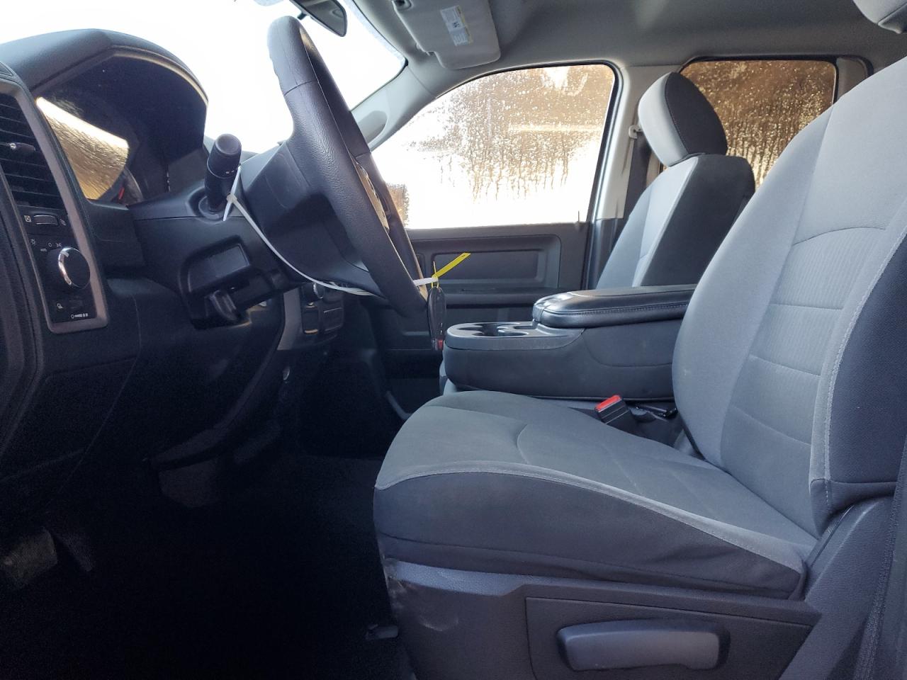 2021 RAM 1500 - Image 7