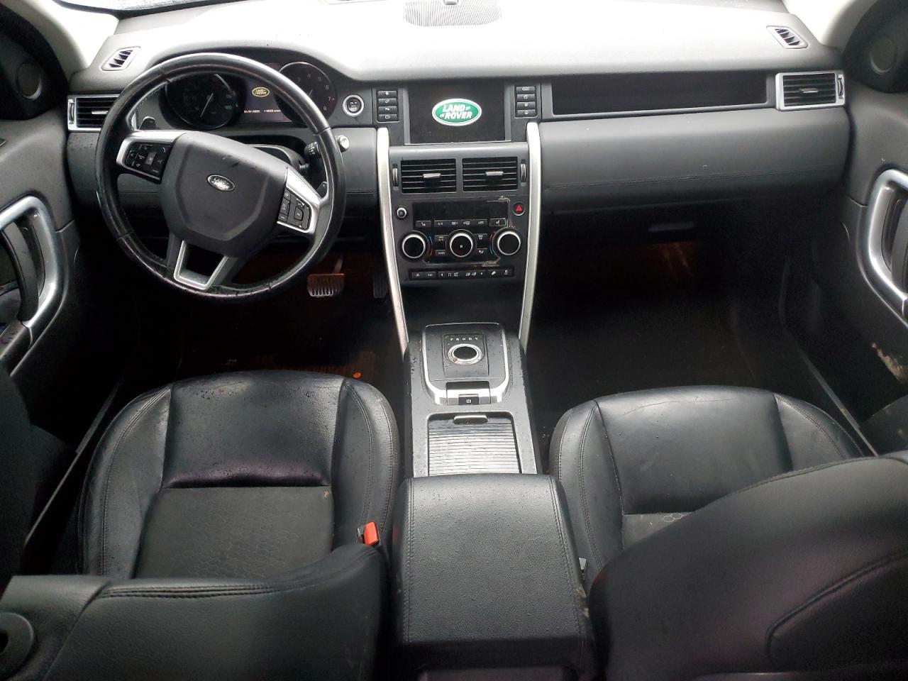 2016 Land Rover Discovery - Image 8