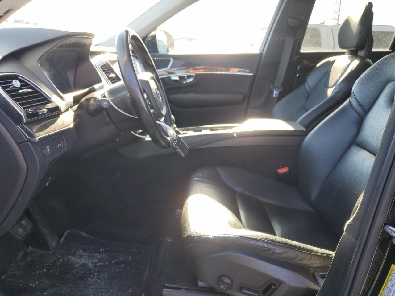 2016 Volvo XC90 - Image 7