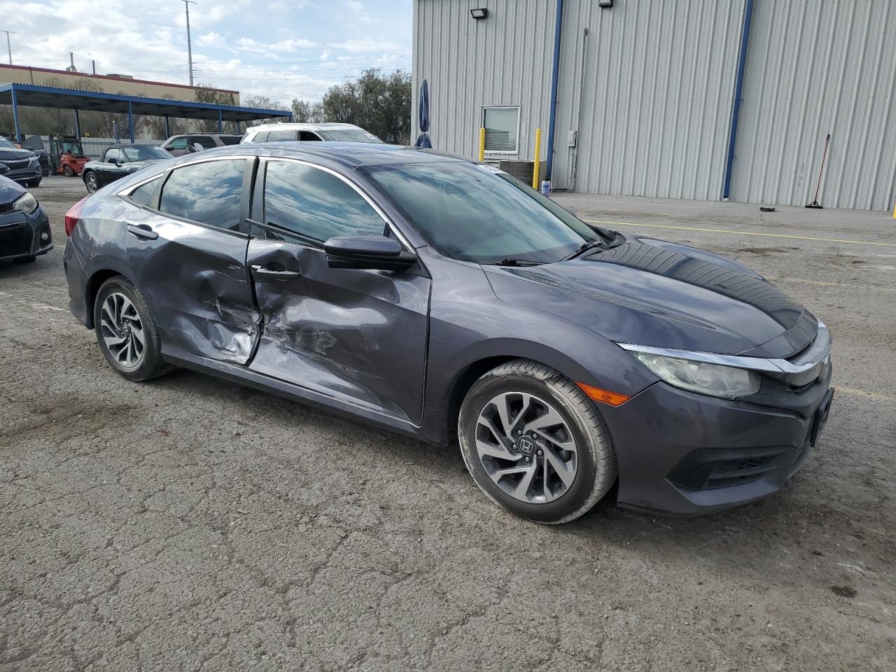 2017 Honda Civic - Image 4