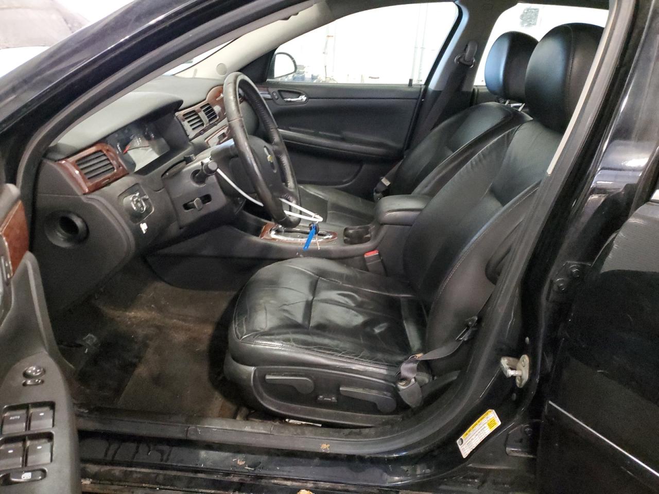 2011 Chevrolet Impala - Image 7