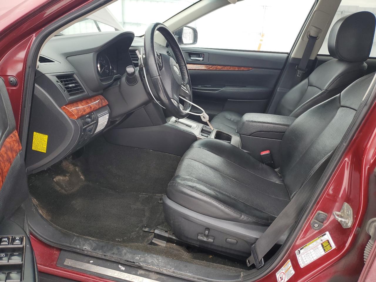 2012 Subaru Outback - Image 7