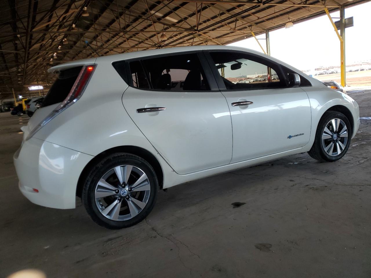 2013 Nissan Leaf - Image 3