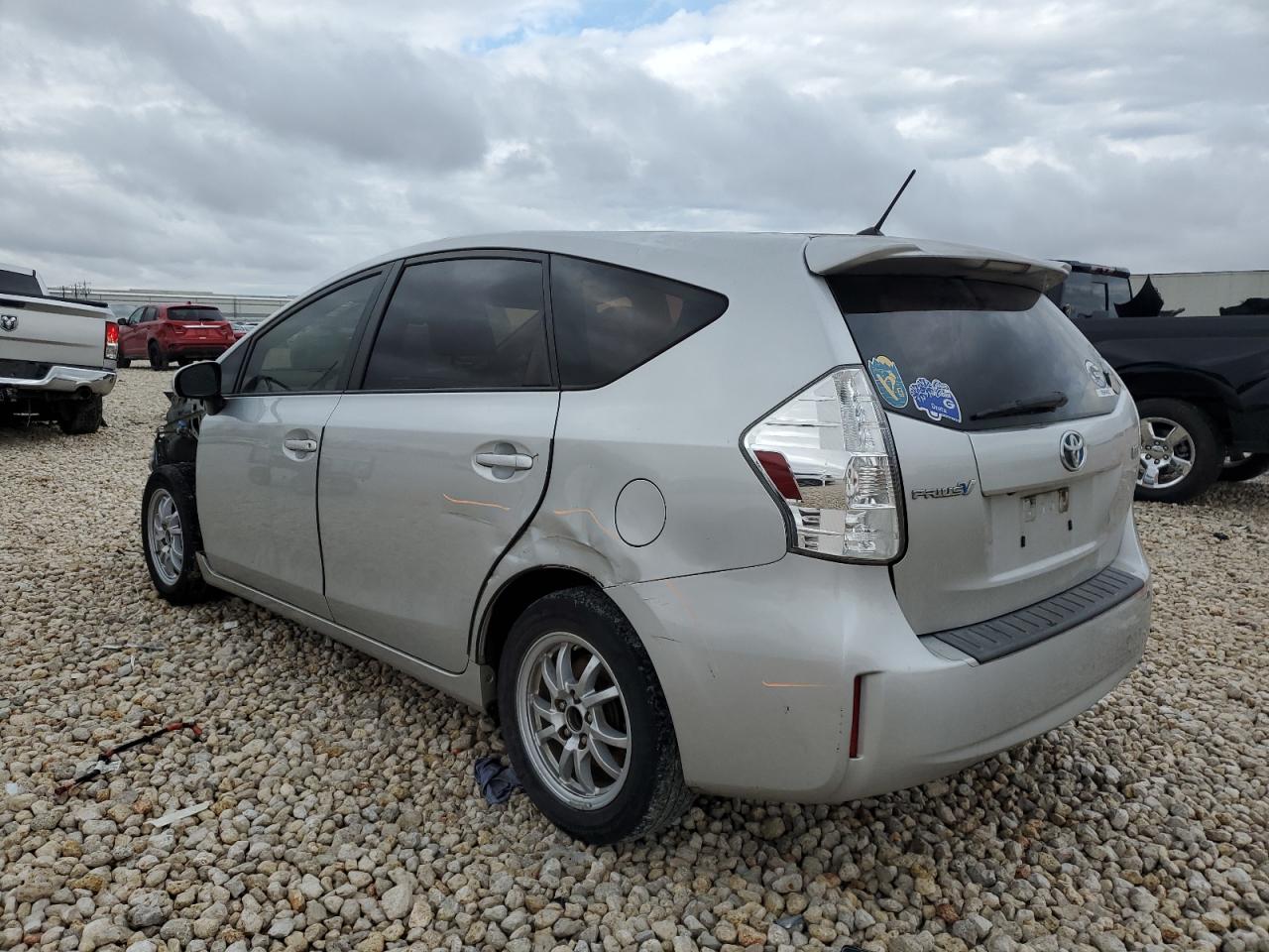 2012 Toyota Prius - Image 2