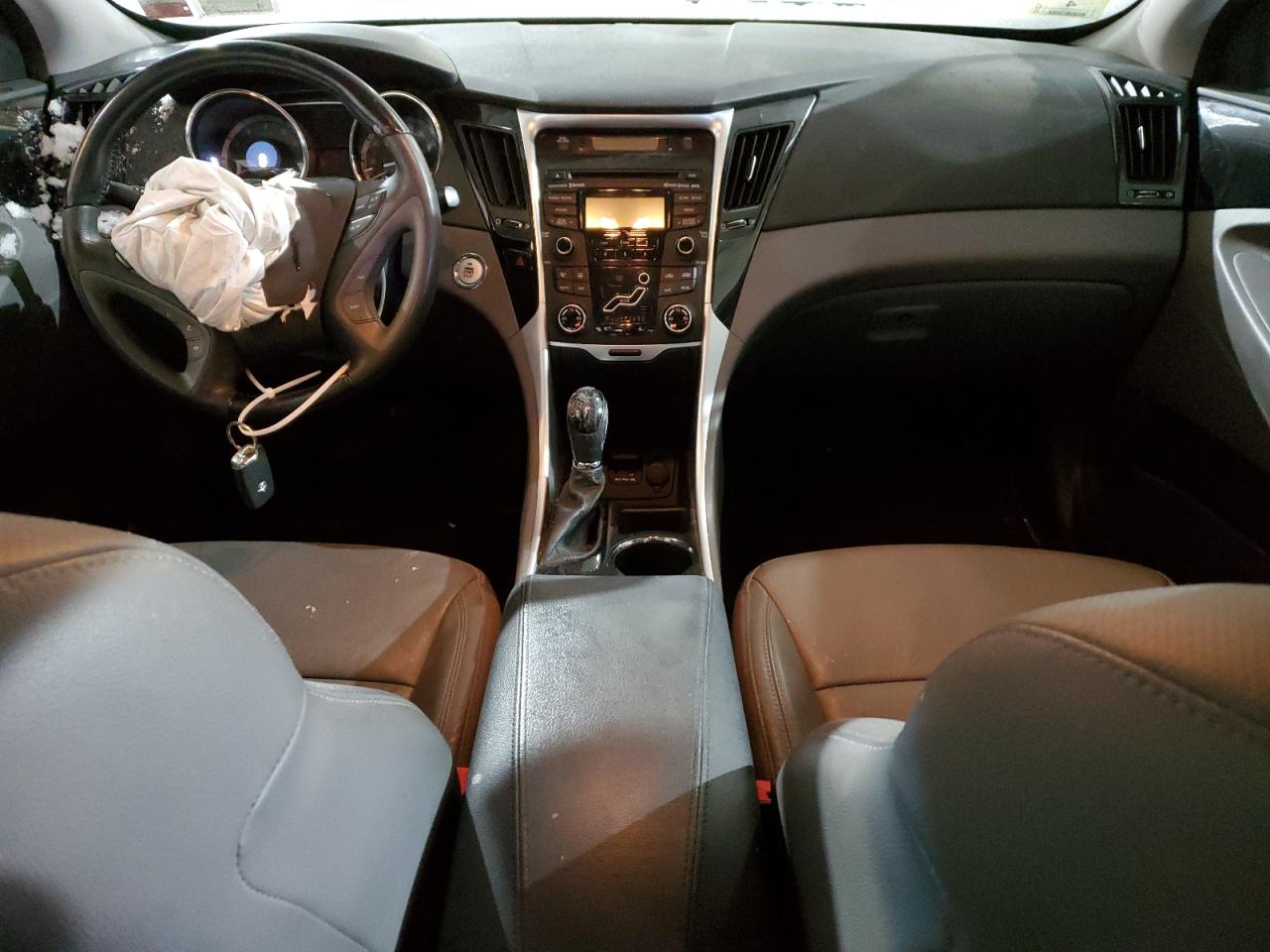 2013 Hyundai Sonata - Image 8