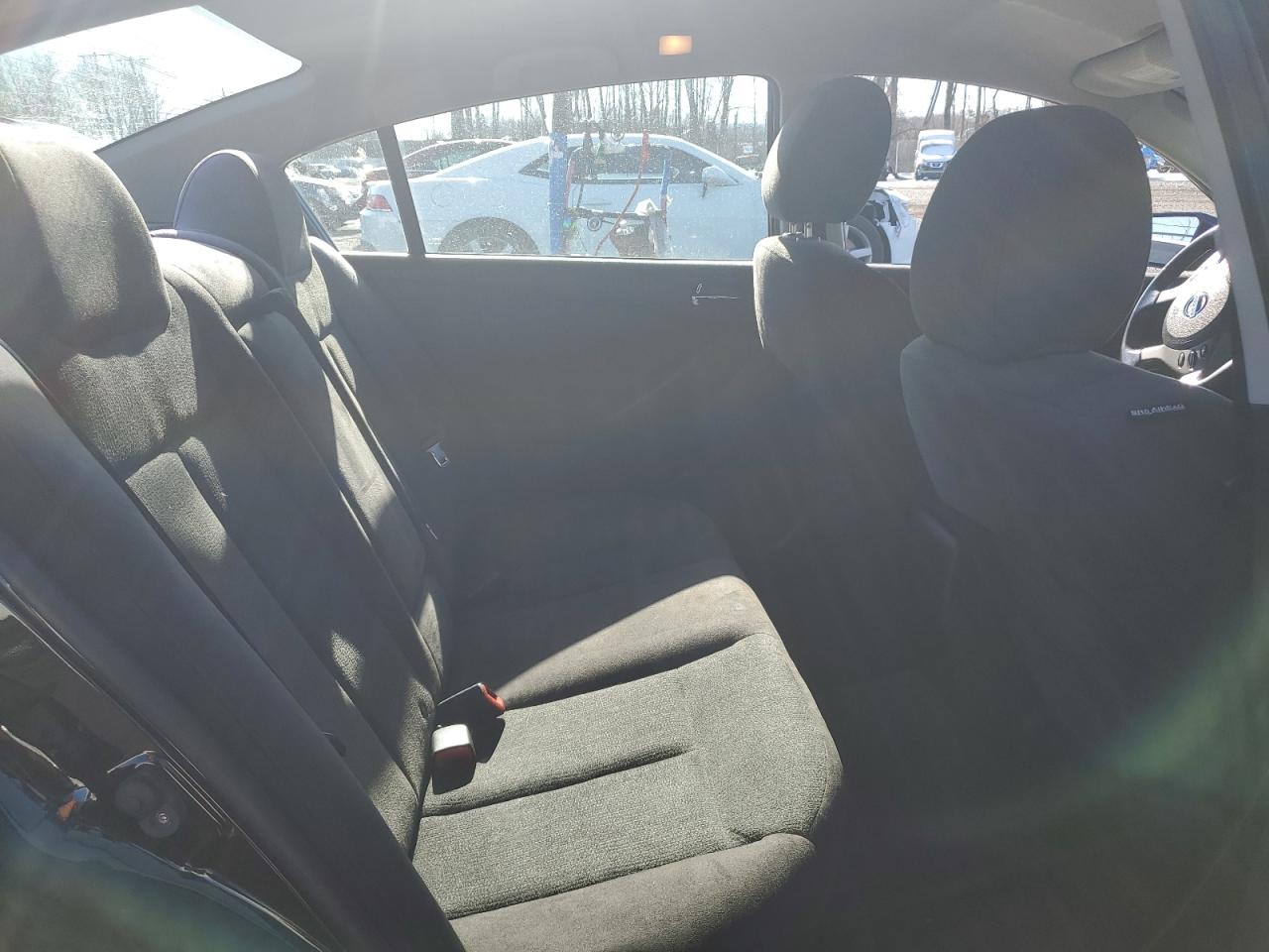 2012 Nissan Altima - Image 10