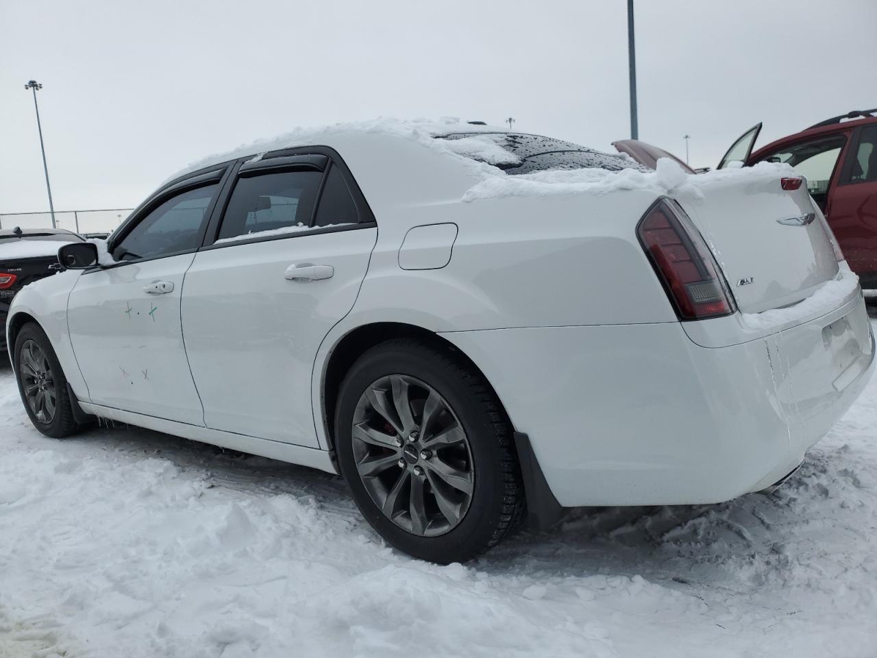 VIN 2C3CCAGG9EH381836 2014 CHRYSLER 300 no.2