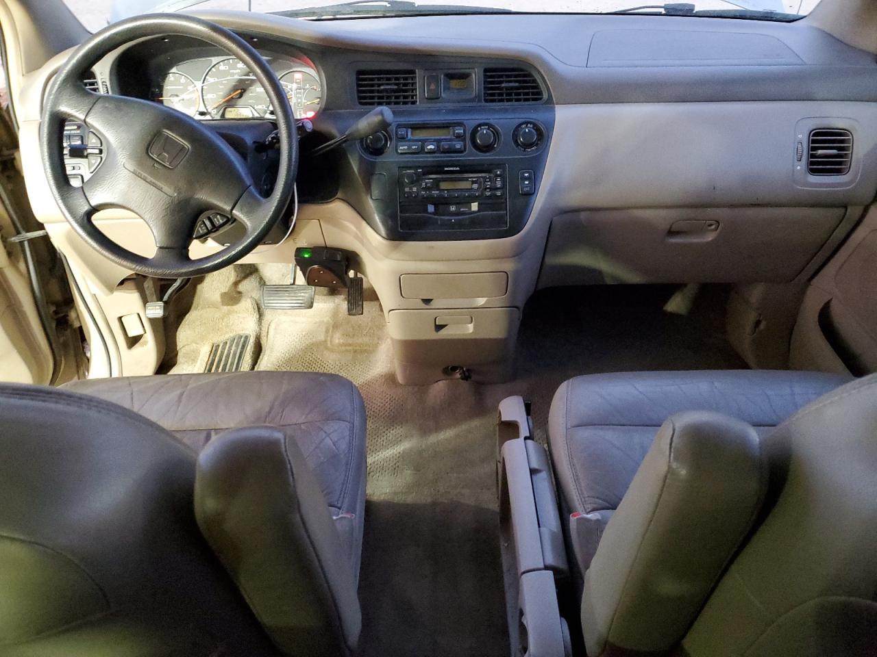 2001 Honda Odyssey - Image 8