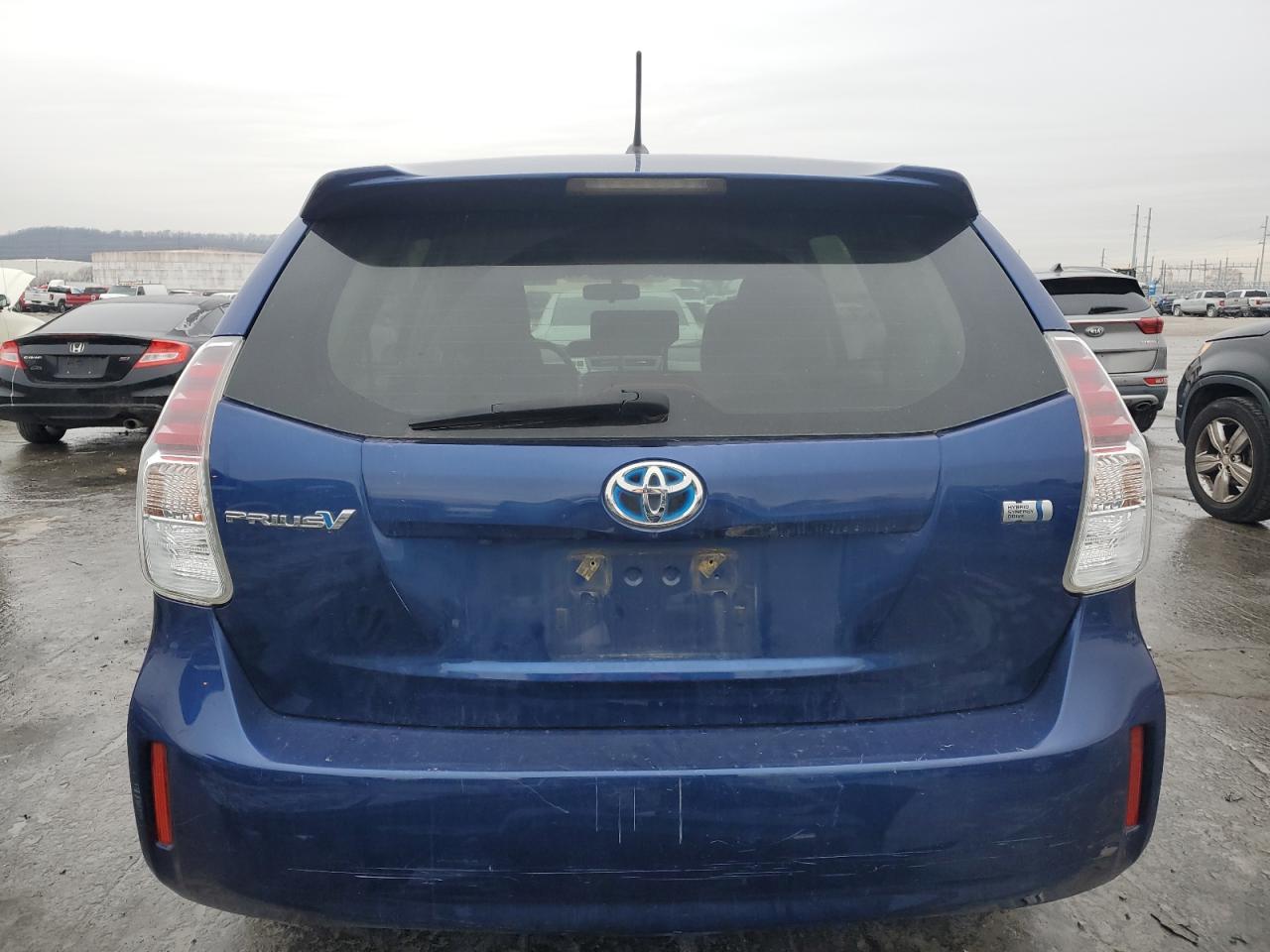 2016 Toyota Prius - Image 6