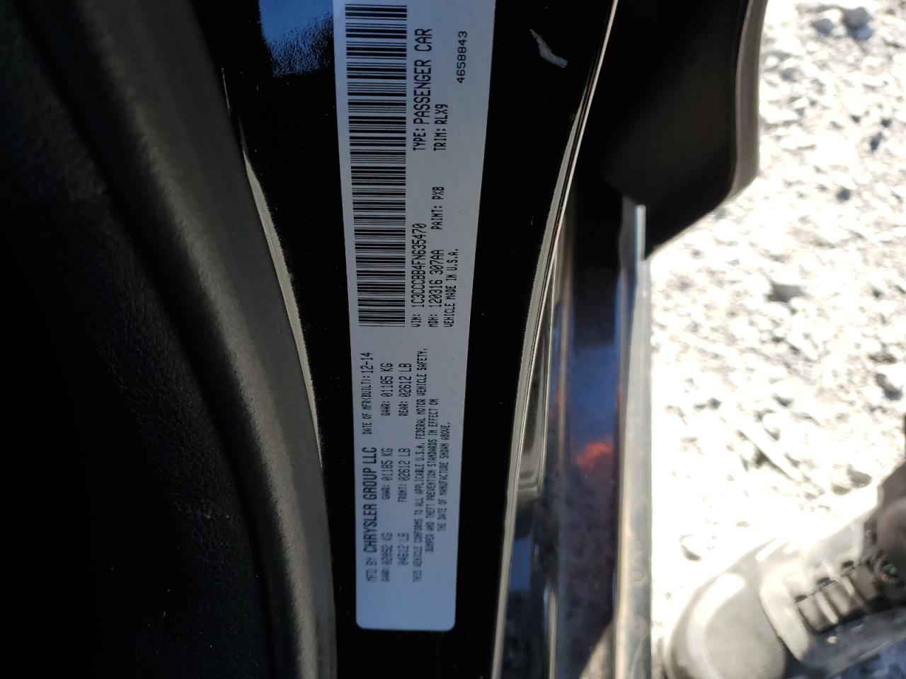 2015 Chrysler 200 - Image 12