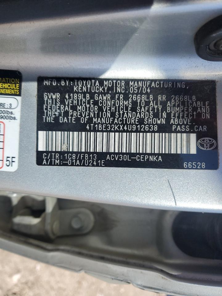 2004 Toyota Camry - Image 12