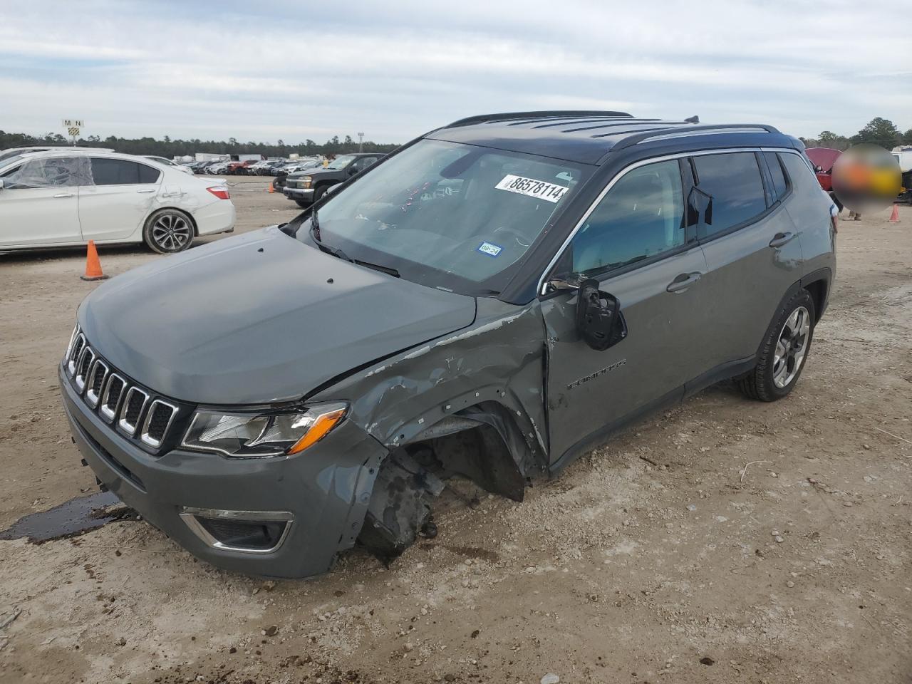 2019 Jeep Compass - Image 1