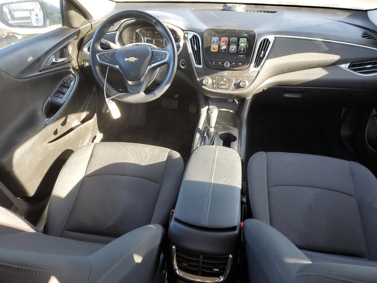 2018 Chevrolet Malibu - Image 8