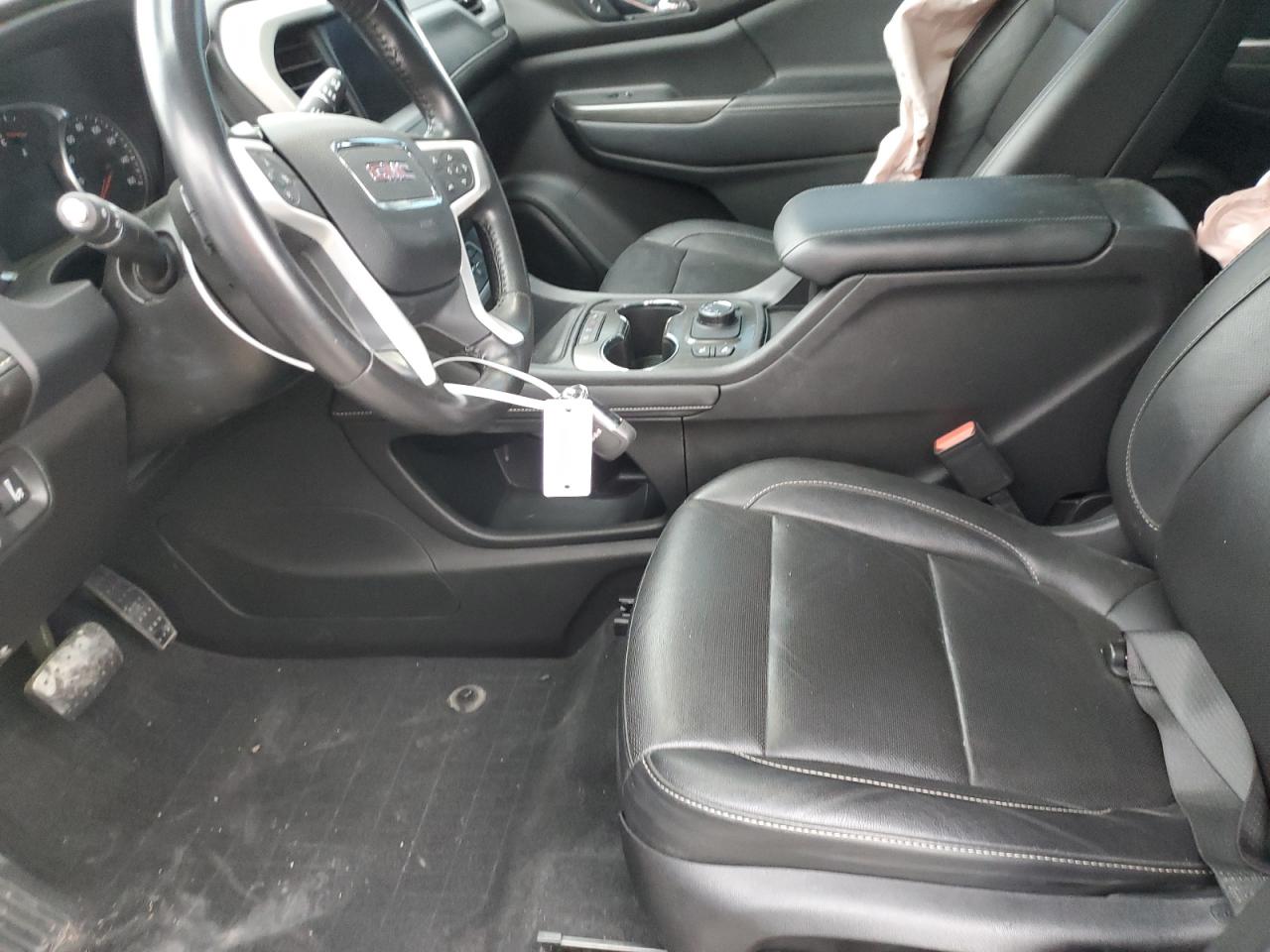 2020 GMC Acadia - Image 7