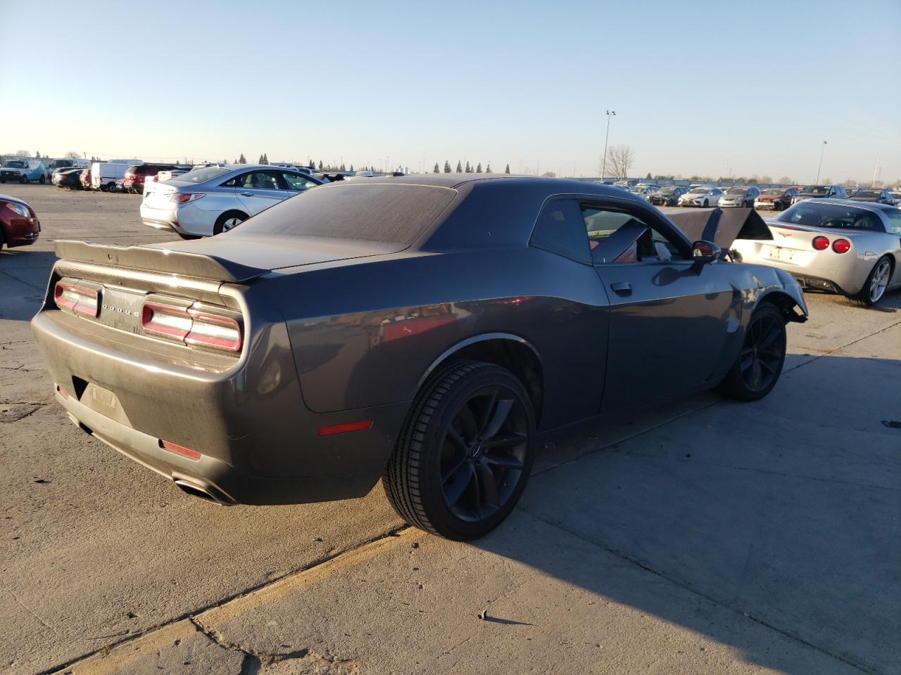 2019 Dodge Challenger - Image 3