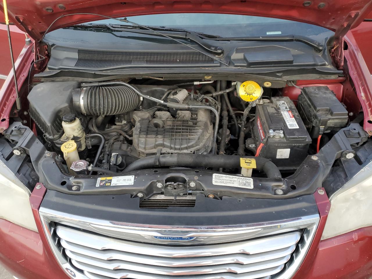 2014 Chrysler Town & Country - Image 12