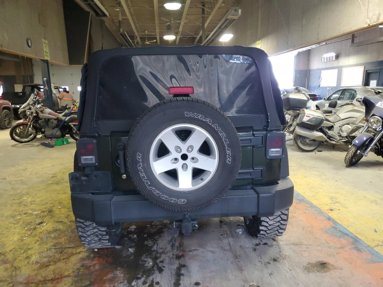 2011 Jeep Wrangler - Image 6