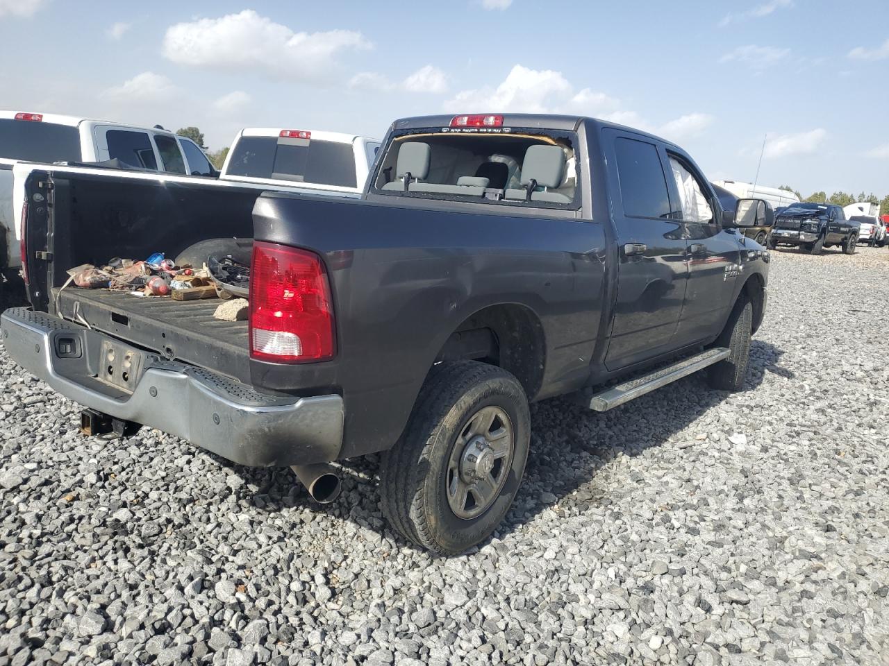2018 RAM 2500 - Image 3