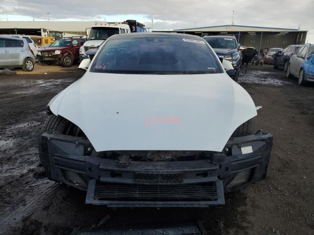 Хэтчбеки TESLA MODEL S 2016 Белы