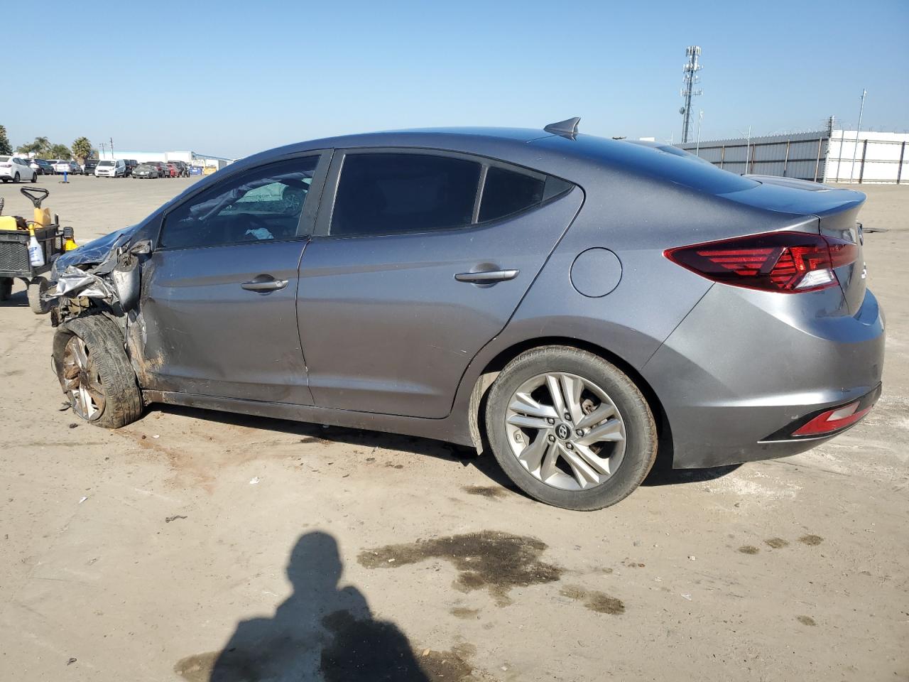 2019 Hyundai Elantra - Image 2