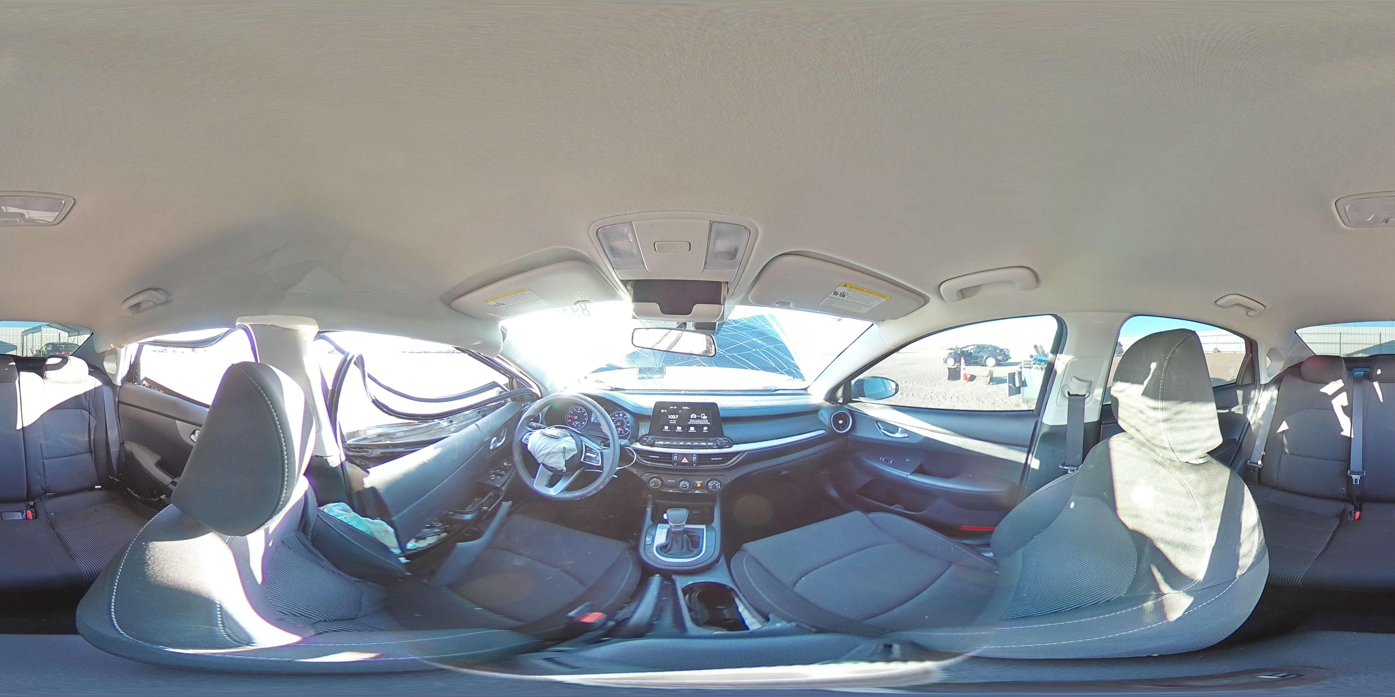 2021 Kia Forte - Image 13