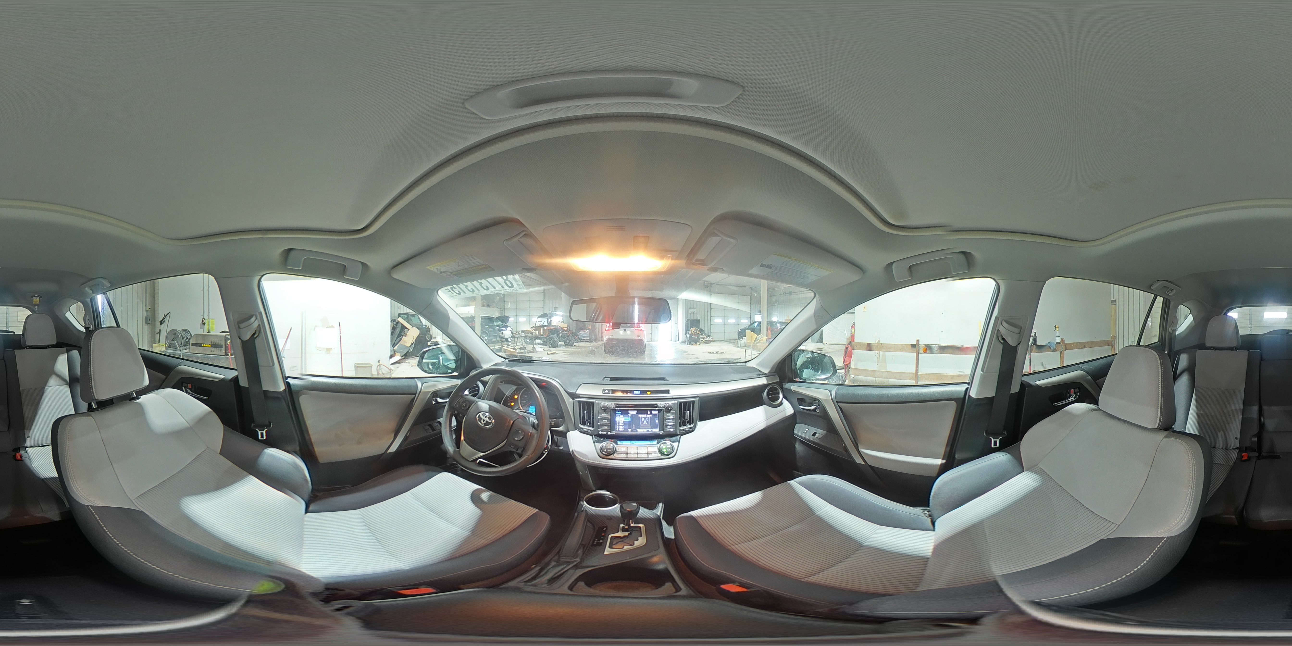 2015 Toyota RAV 4 - Image 15