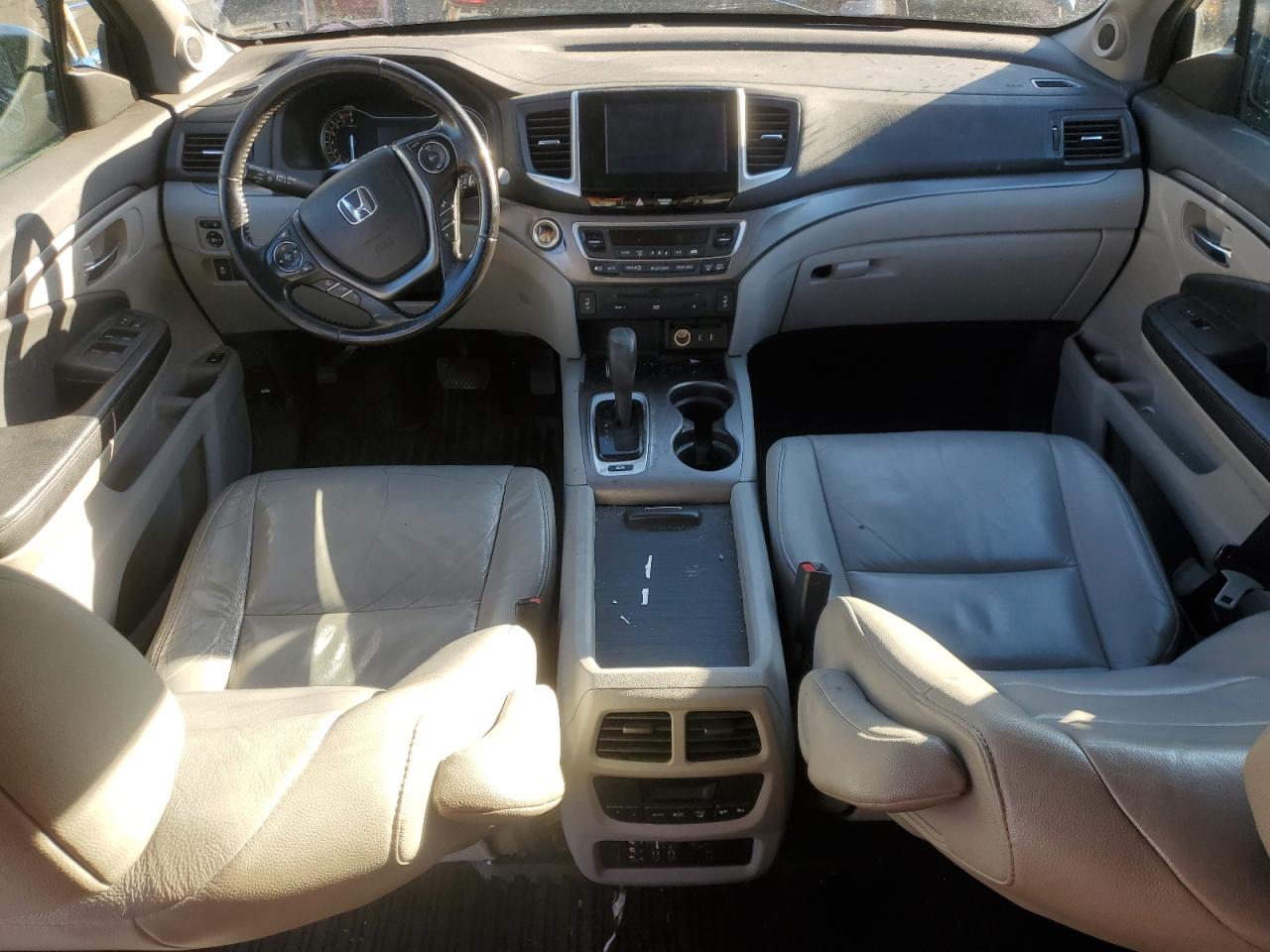 2016 Honda Pilot - Image 8