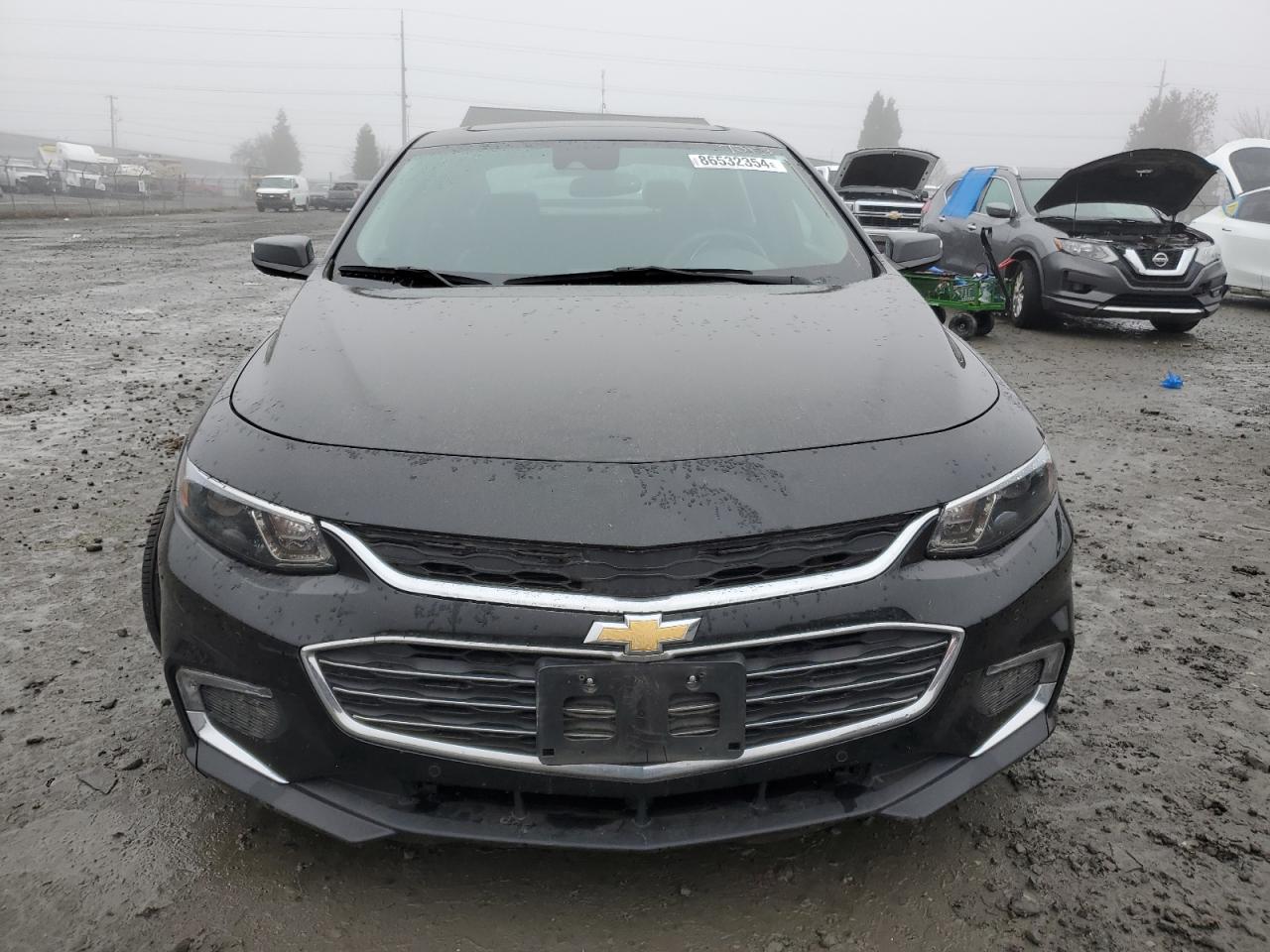 2017 Chevrolet Malibu - Image 5