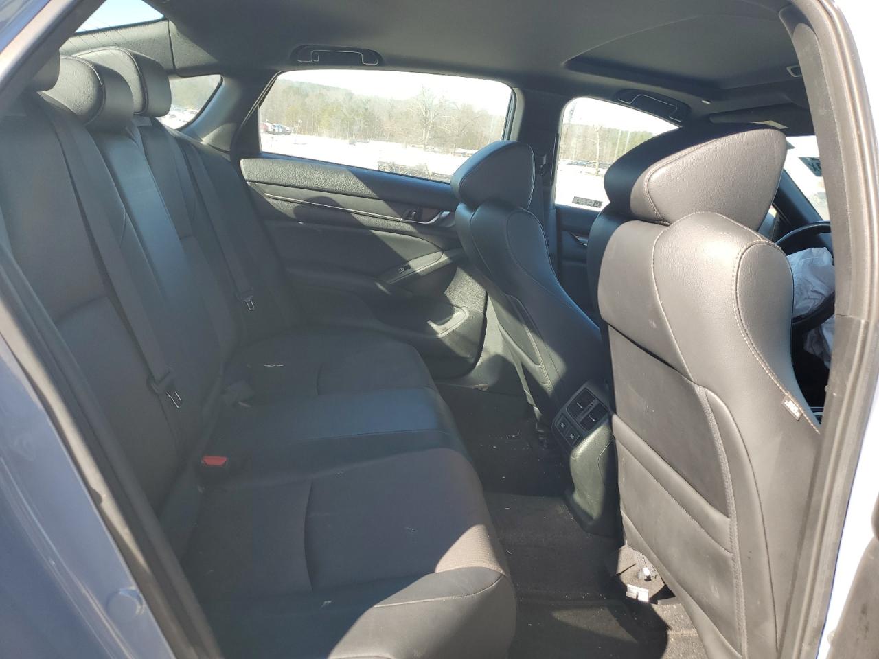 2022 Honda Accord - Image 10