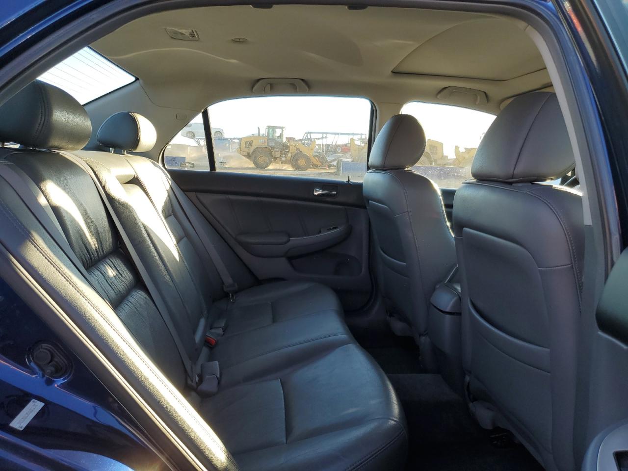2005 Honda Accord - Image 10