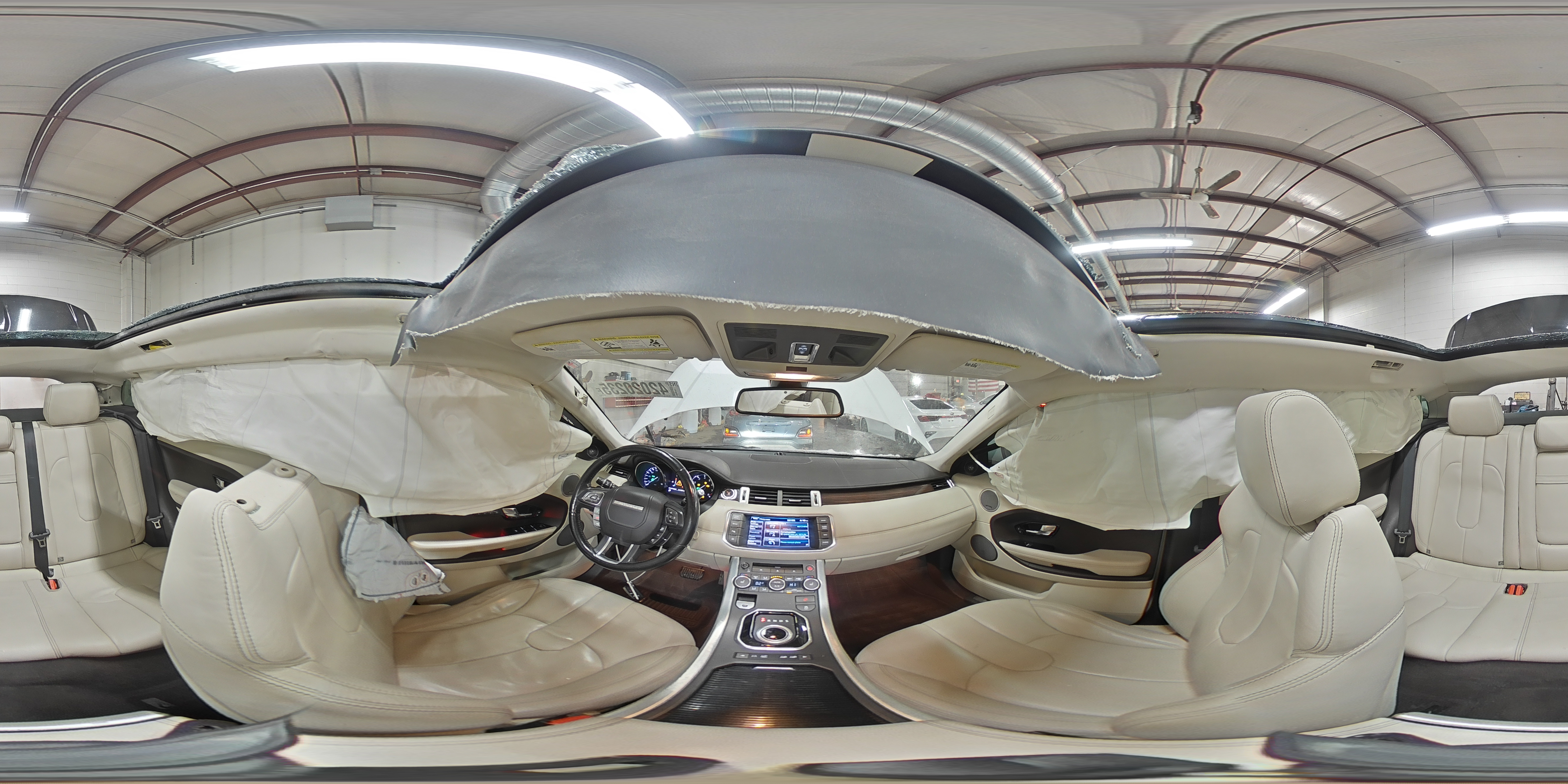 2013 Land Rover Range Rover - Image 15