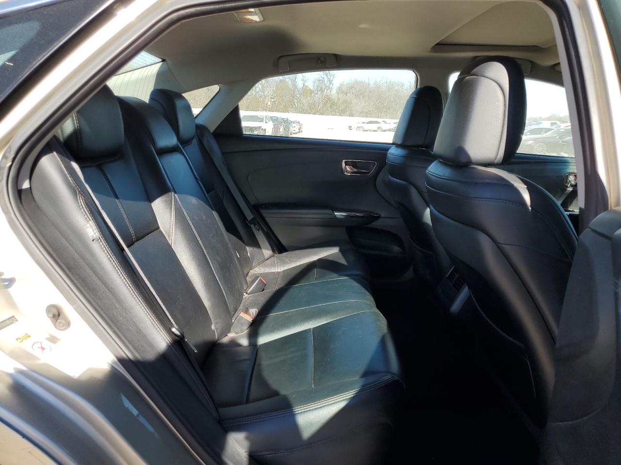 2014 Toyota Avalon - Image 10