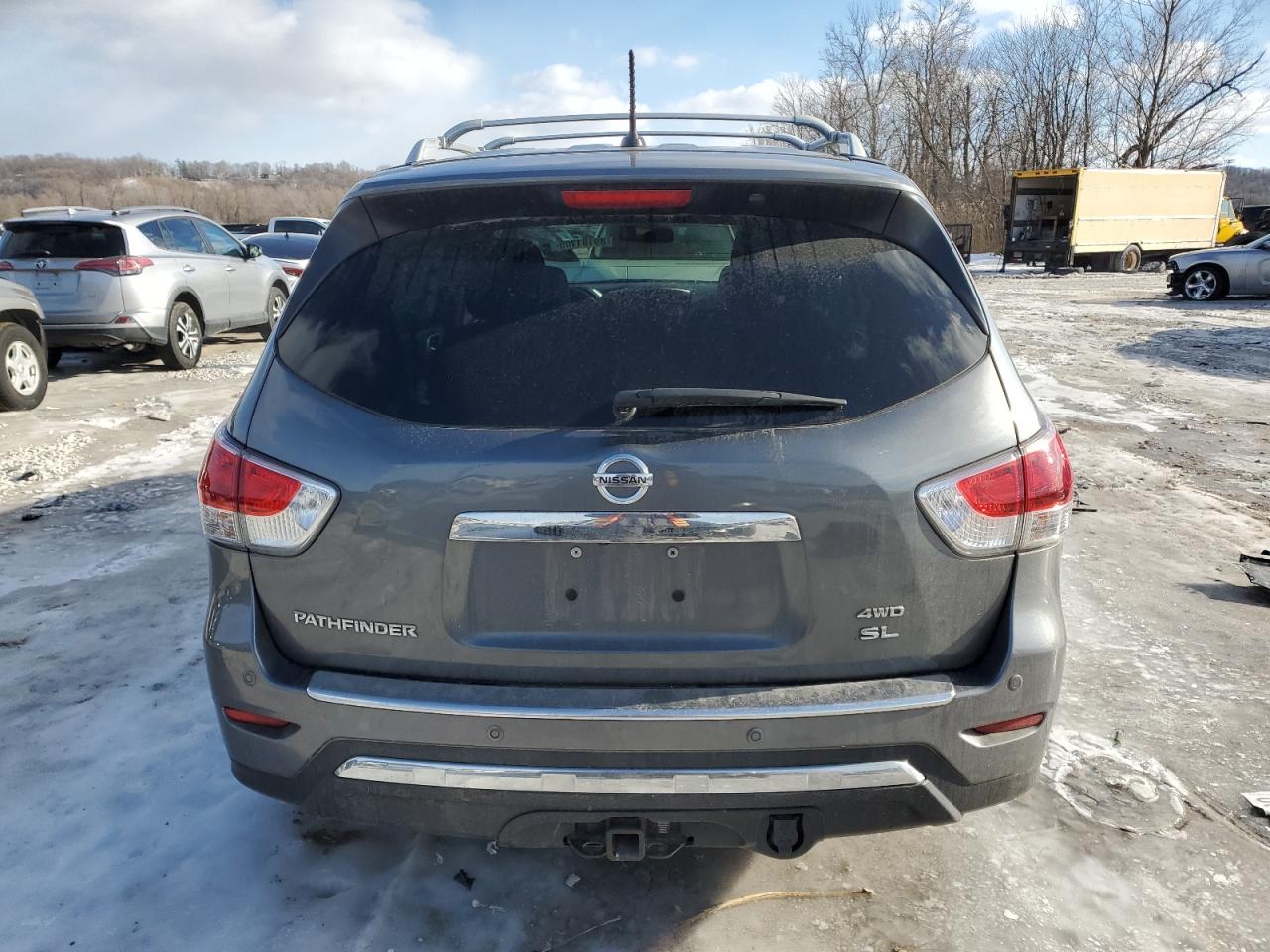 2015 Nissan Pathfinder - Image 6