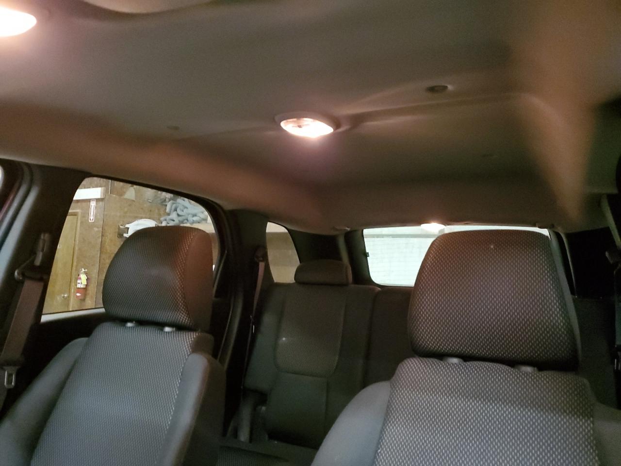 2006 Pontiac Torrent - Image 10
