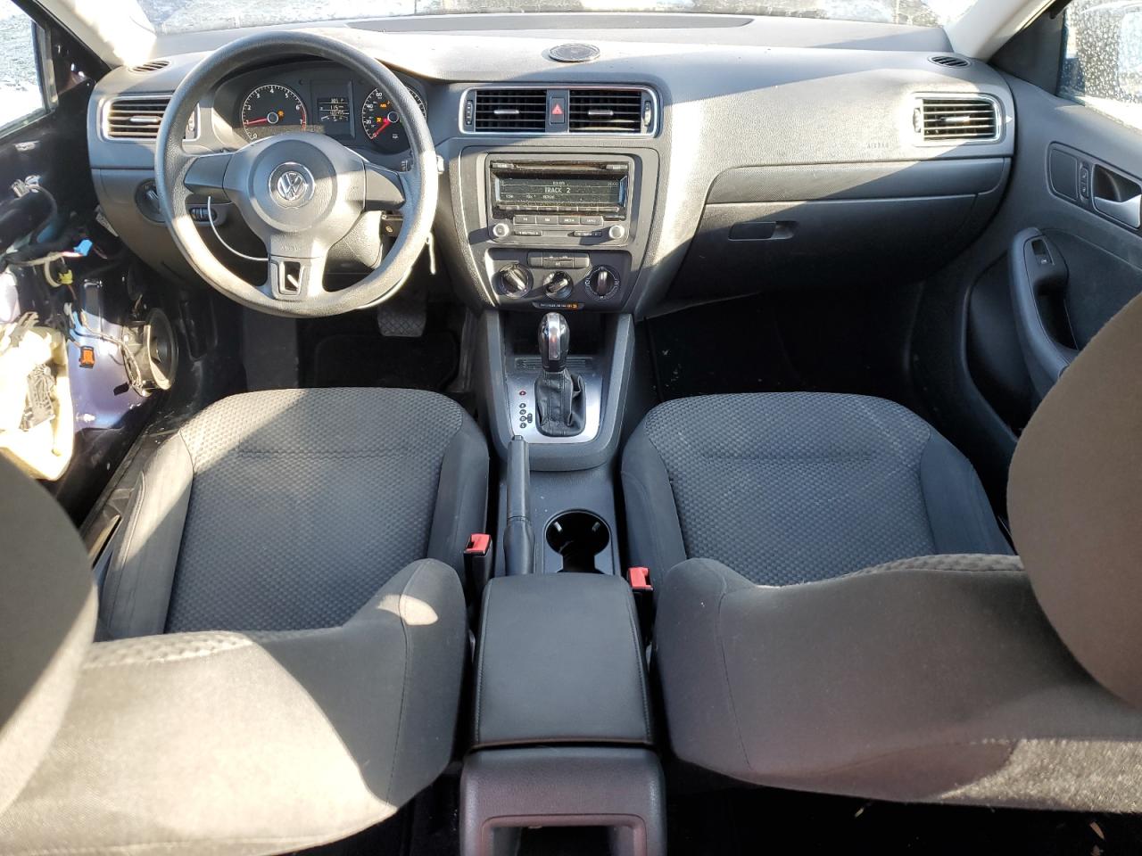 2014 Volkswagen Jetta - Image 8