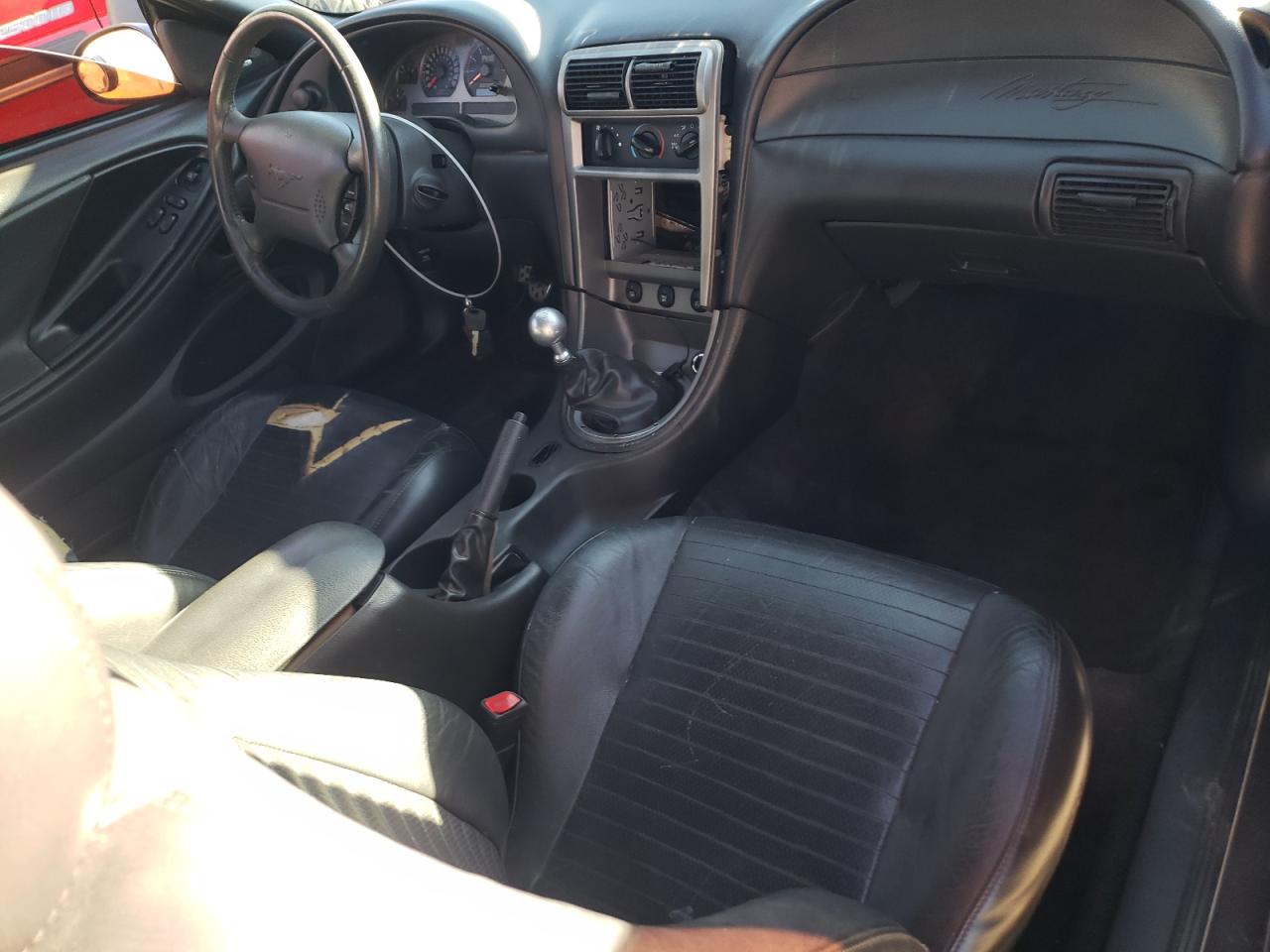 2003 Ford Mustang - Image 8