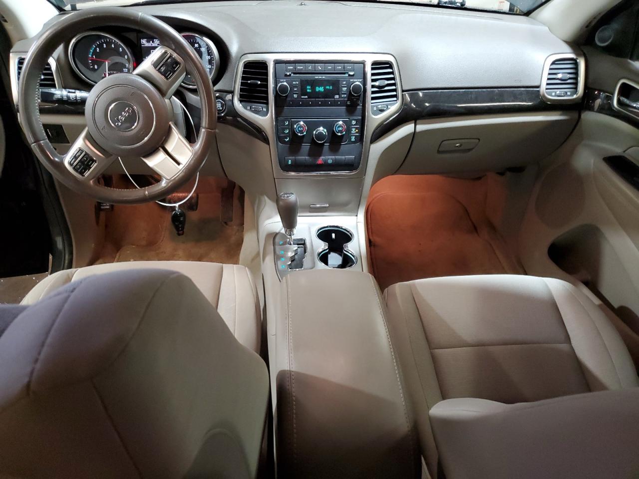 2011 Jeep Grand Cherokee - Image 8