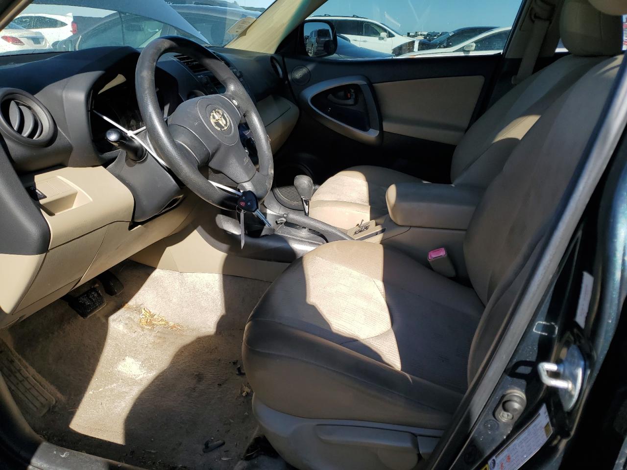 2010 Toyota RAV 4 - Image 7
