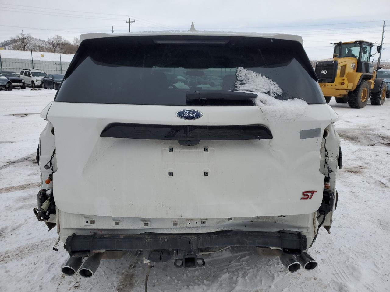 2022 Ford Explorer - Image 6