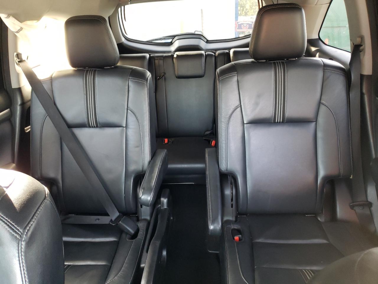 2017 Toyota Highlander - Image 10