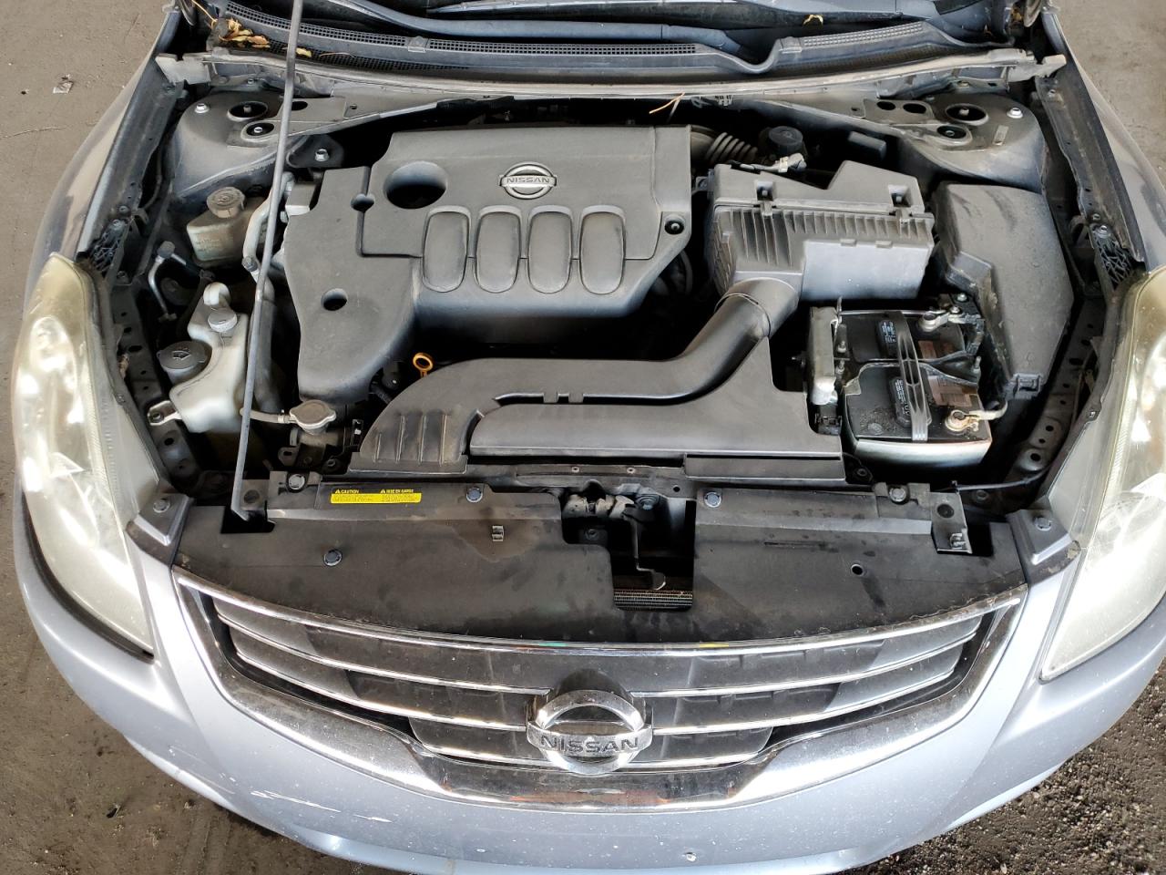 2012 Nissan Altima - Image 11